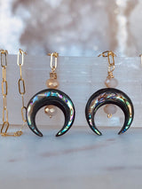 Dara Crescent Necklace (2 color options)