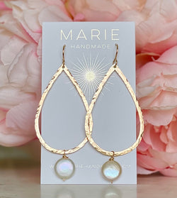 Signature Coin Pearl Teardrops