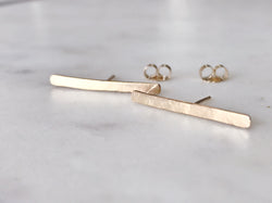 Minimal Bar Studs